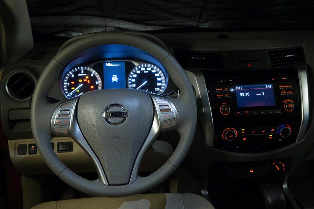 Nissan NP300 Navara 2015