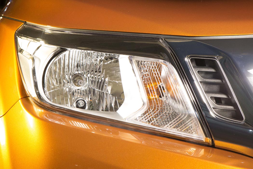 Nissan NP300 Navara 2015