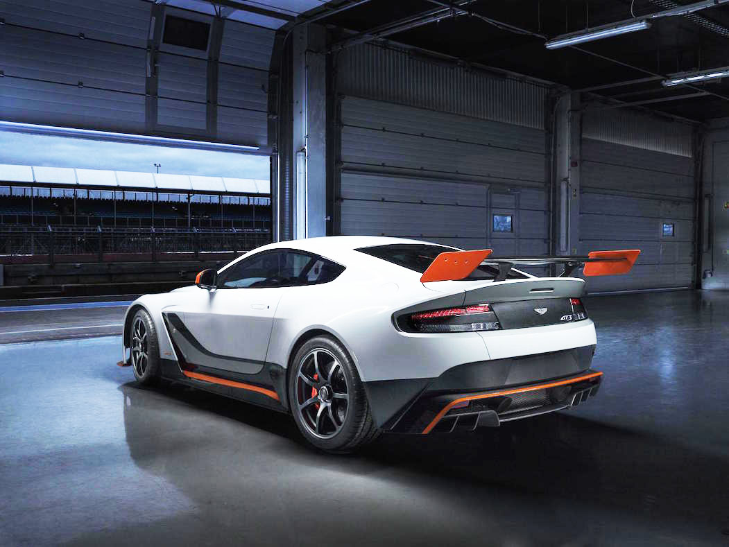 Aston Martin 2015 Aston Martin 2015
