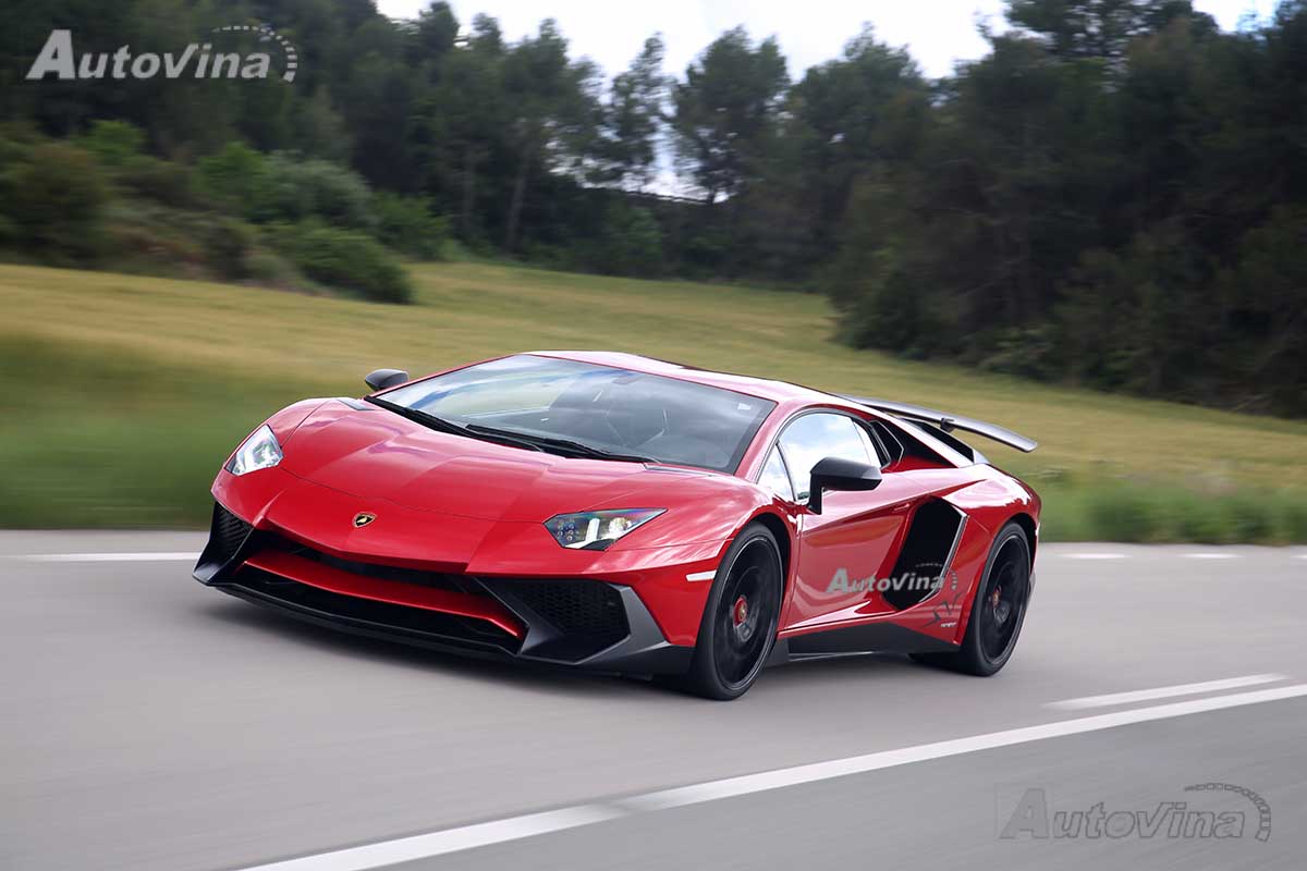 Lamborghini Aventador SuperVeloce Autovina