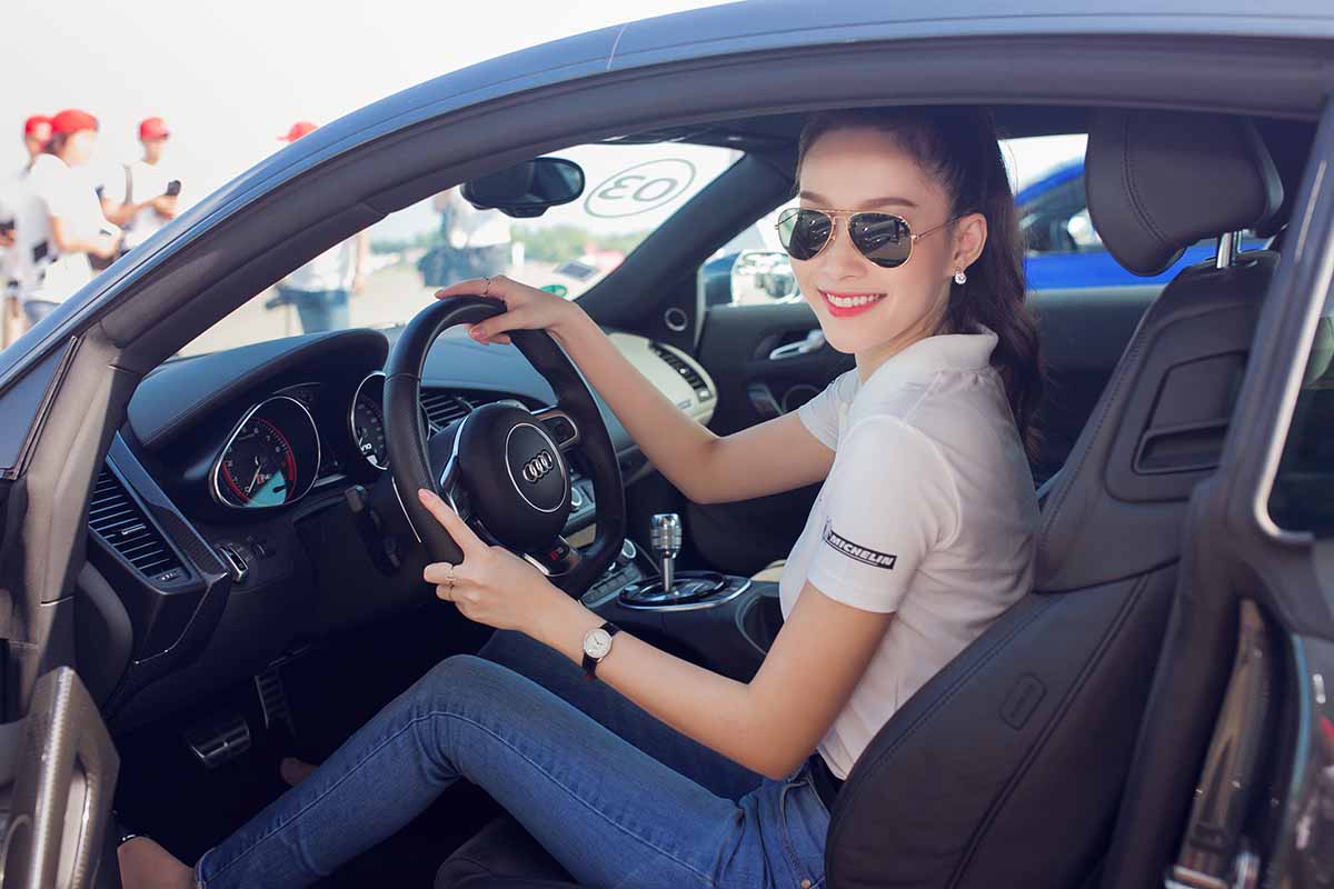 Hoa hậu Thu Thảo tại Chương trình Trải nghiệm Audi 2015 tại Phú Quốc