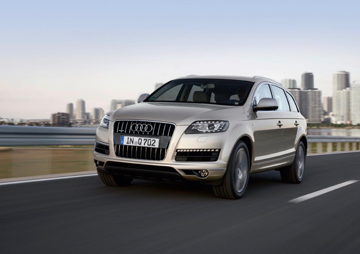 Audi Q7 Khuyến mại hè 2015 Audi Q7 Khuyến mại hè 2015