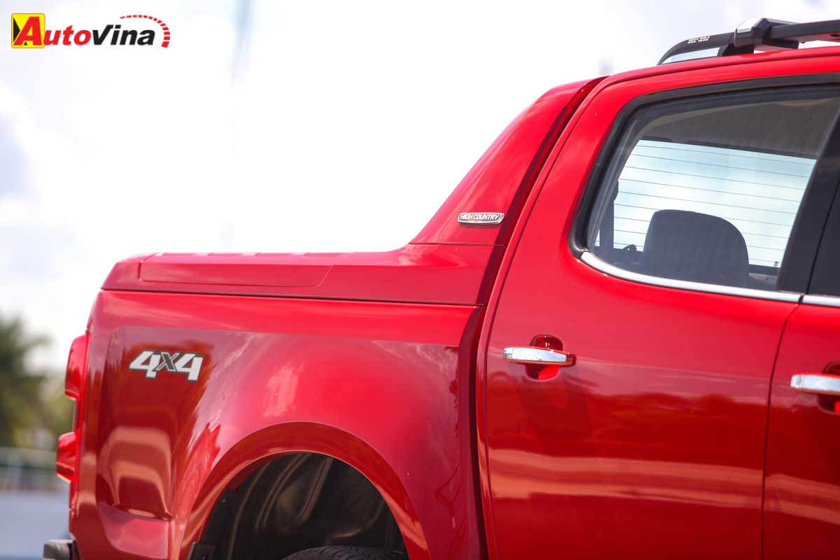 Chevrolet Colorado High Country 10