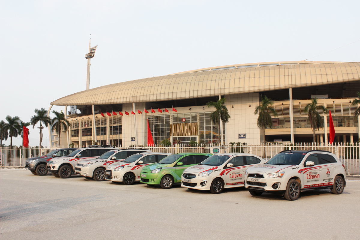 Mitsubishi Caravan Xuyên Việt 2015 tiết kiệm nhiên liệu