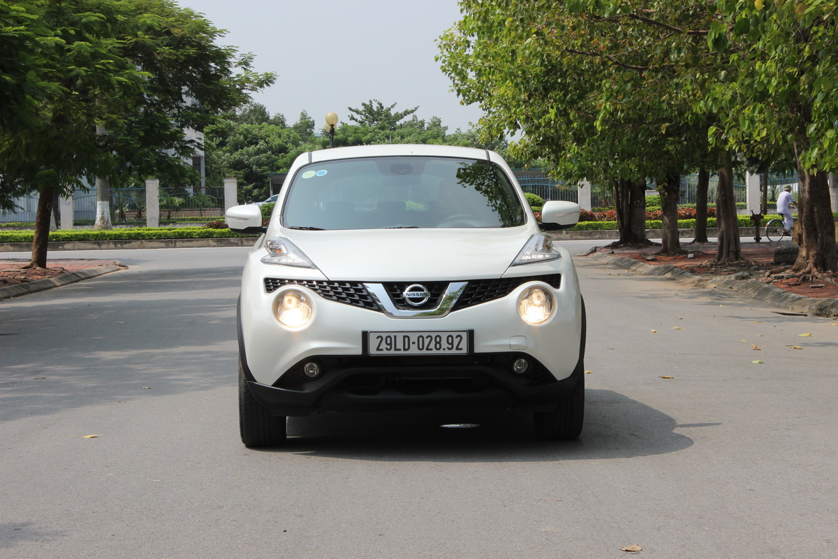 nissan-juke-2015-chiec-xe-suv-do-thi-danh-cho-gioi-tre-nang-dong-va-manh-me nissan-juke-2015-chiec-xe-suv-do-thi-danh-cho-gioi-tre-nang-dong-va-manh-me