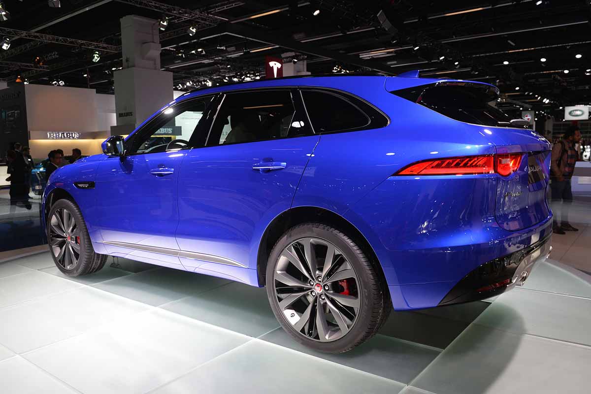 Giá bán xe Jaguar F-Pace