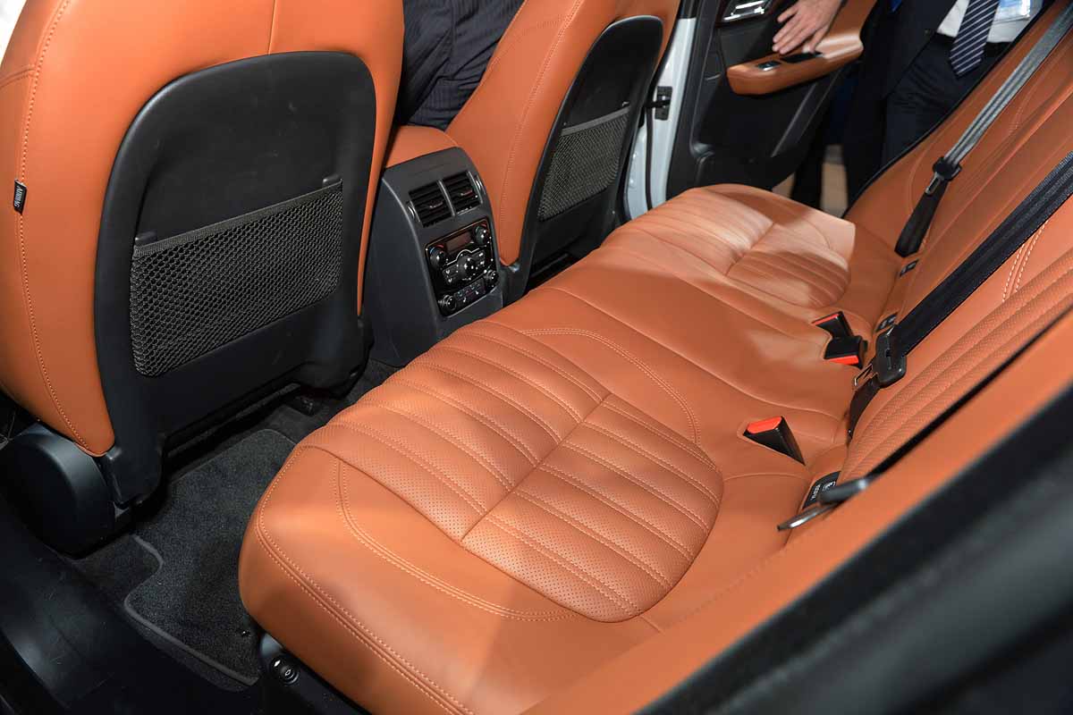 Giá bán xe Jaguar F-Pace