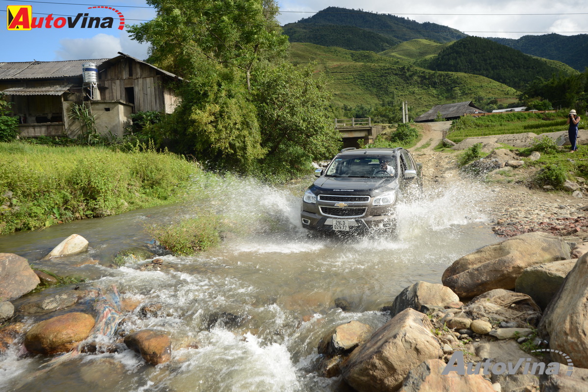 Cùng-Chevrolet-Colorado-khám-phá-Mù-Cang-Chải-Những-nấc-thang-vàng