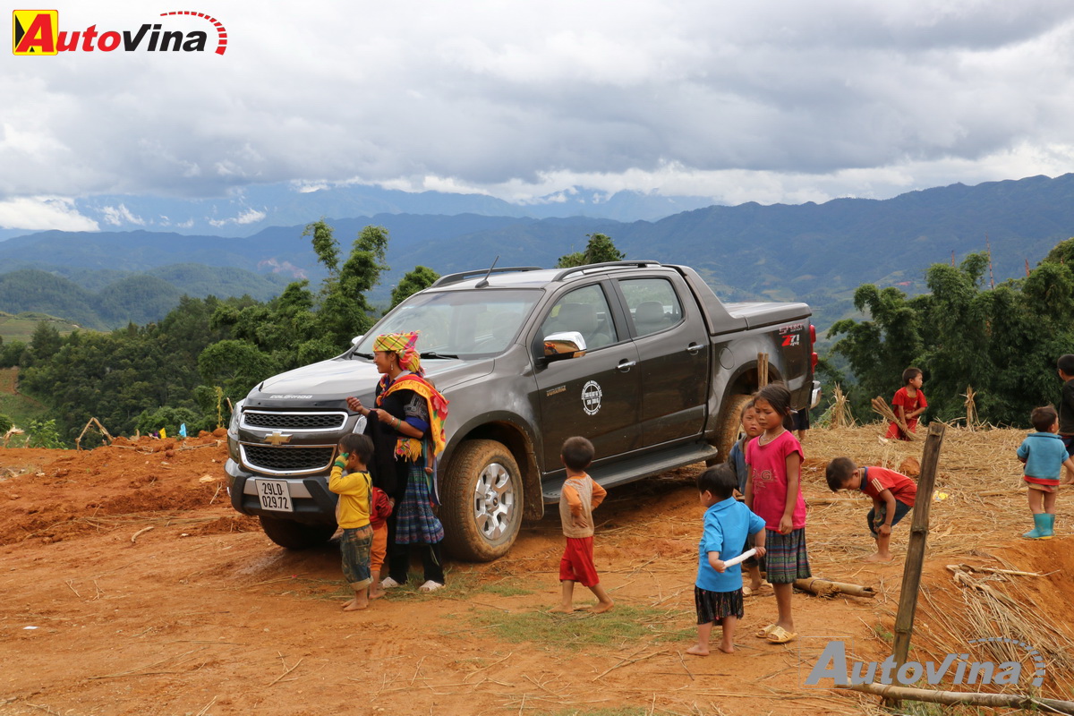Cùng-Chevrolet-Colorado-khám-phá-Mù-Cang-Chải-Những-nấc-thang-vàng