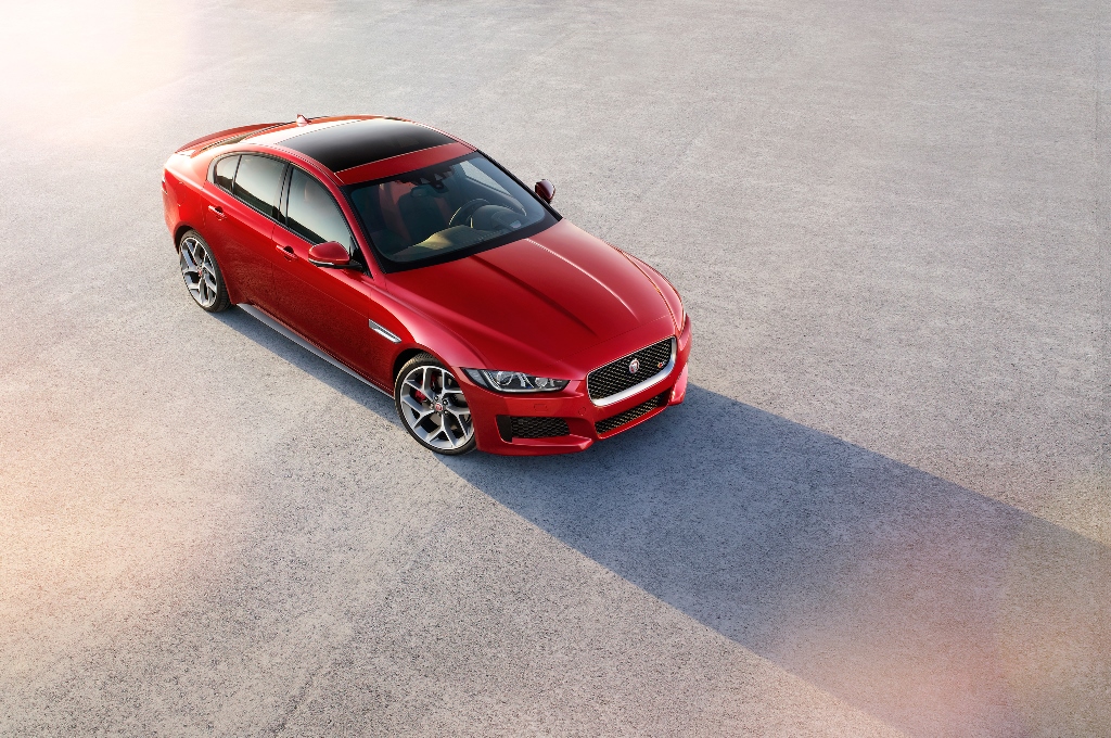 Jaguar XE 2015 sắp ra mắt Việt Nam Jaguar XE 2015 sắp ra mắt Việt Nam