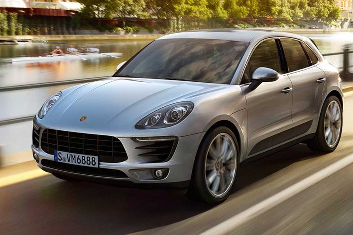 Porsche Cayenne tại Triển lãmÔ tô Quốc tế VIMS 2015 Porsche Cayenne tại Triển lãmÔ tô Quốc tế VIMS 2015