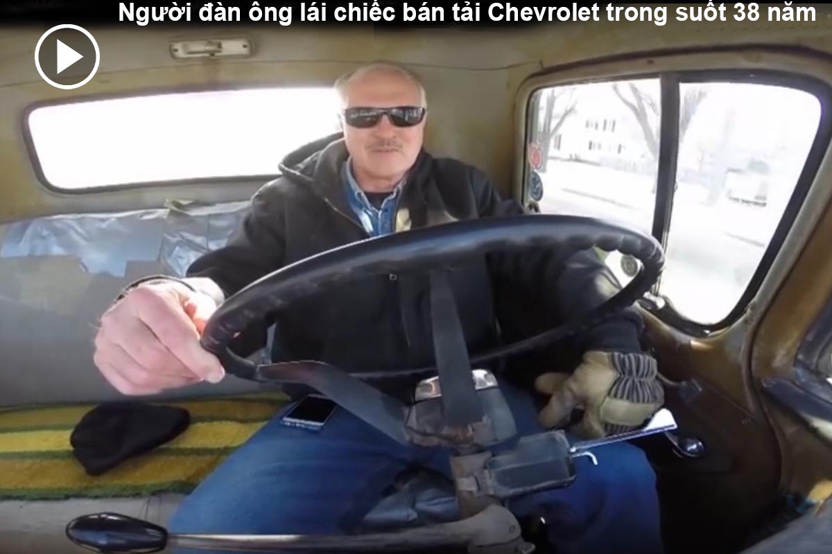 Bob Sportel, một người đàn ông sống tại thành phố Prinsburg, bang Minnesota, Mỹ, đã khiến báo giới ngạc nhiên khi sử dụng một chiếc xe bán tải mang nhãn hiệu Chevrolet trong suốt 38 năm
