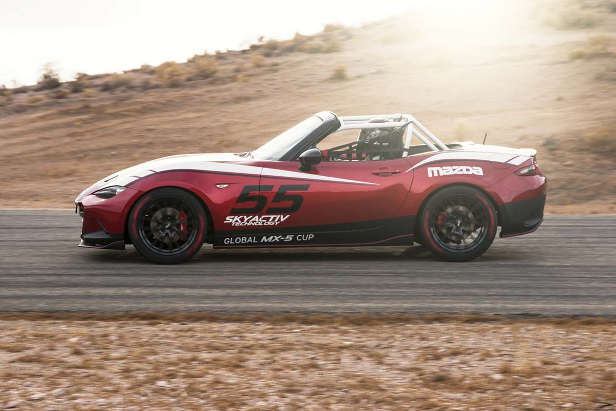 mazda mx-5 cup công bố giá bán