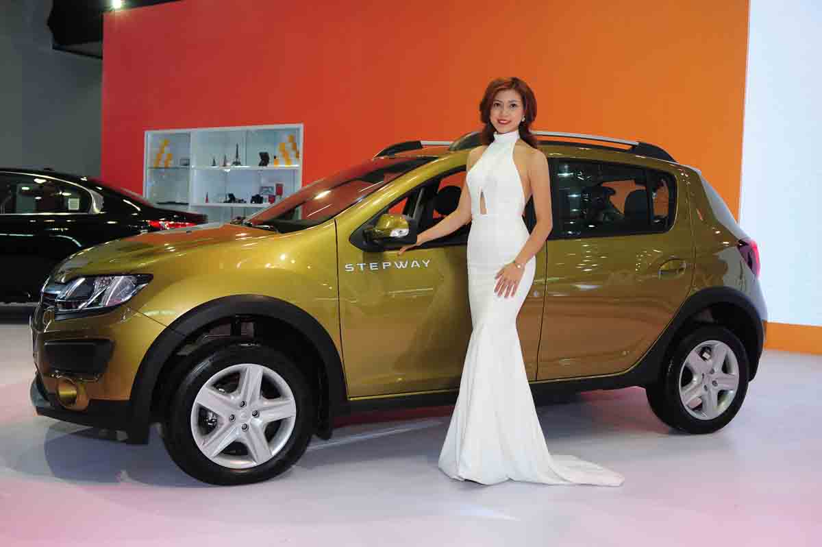 Renault Sandero Stepway ra mắt tại VIMS 2015 Renault Sandero Stepway ra mắt tại VIMS 2015