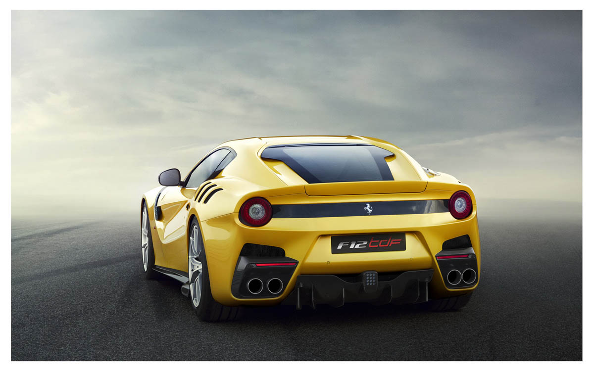 Ferrari F12tdf hé lộ hình ảnh