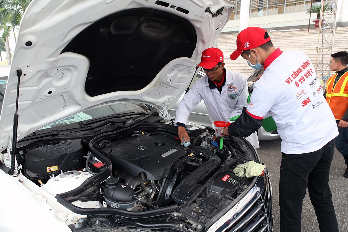 Car Care Day 2015 Ngày hội chăm sóc xe 2015-02 Car Care Day 2015 Ngày hội chăm sóc xe 2015-02