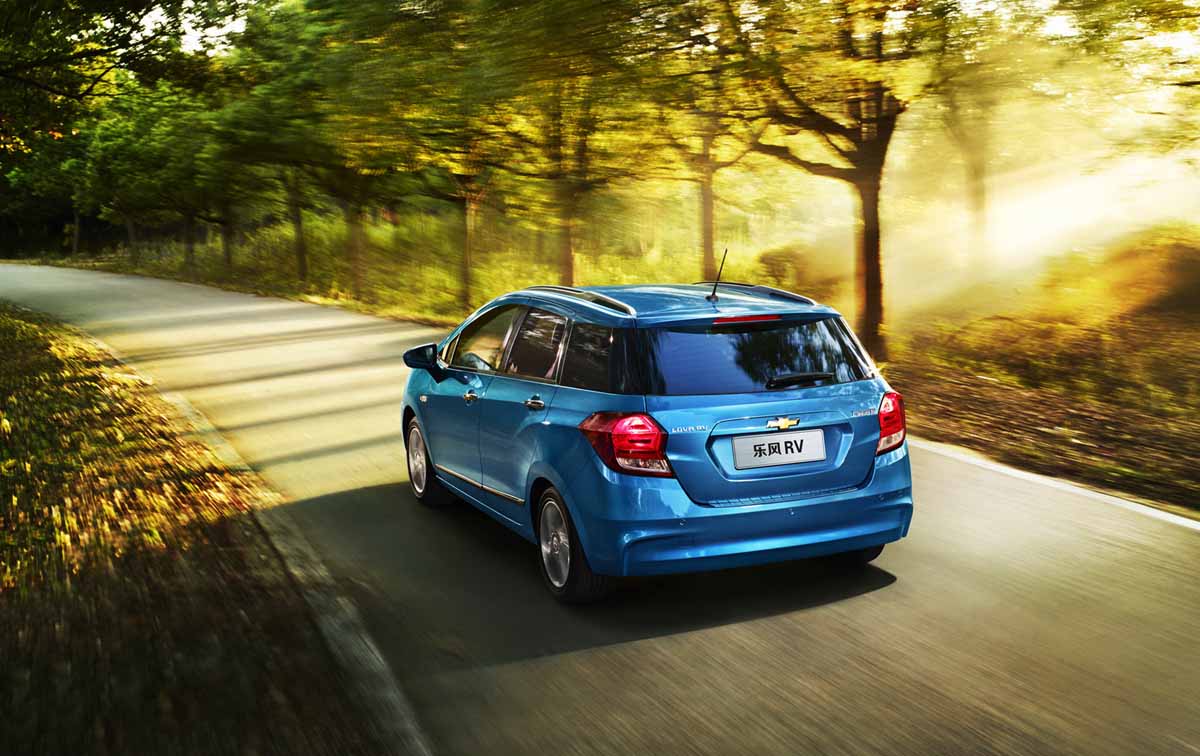 xe Chevrolet Lova lộ diện phiên bản 2016
