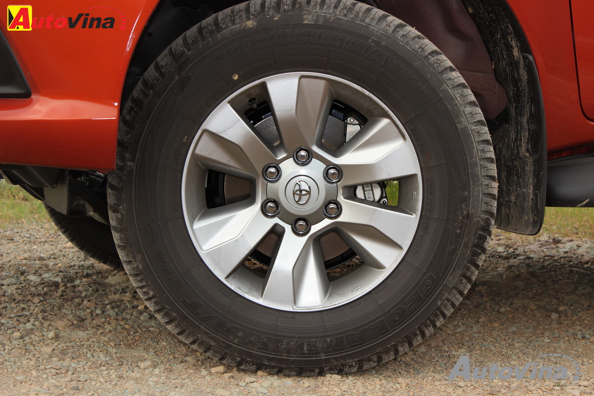 Trải nghiệm Toyota Hilux 2016 mới