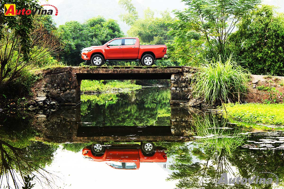 Trải nghiệm Toyota Hilux 2016 mới