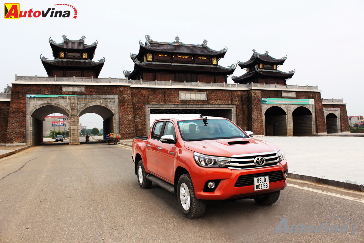 Trải nghiệm Toyota Hilux 2016 mới