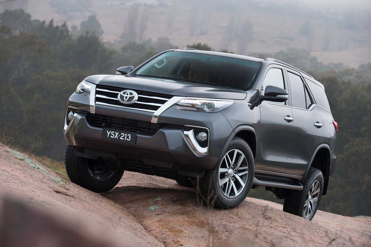 Toyota Fortuner 2016 công bố giá bán tại Úc