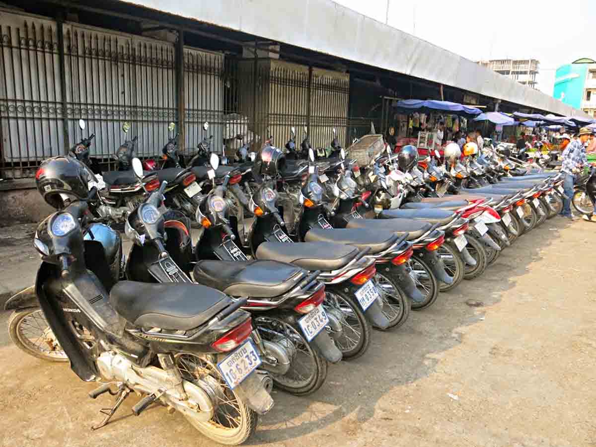 Mánh khóe của dân buôn xe máy cũ