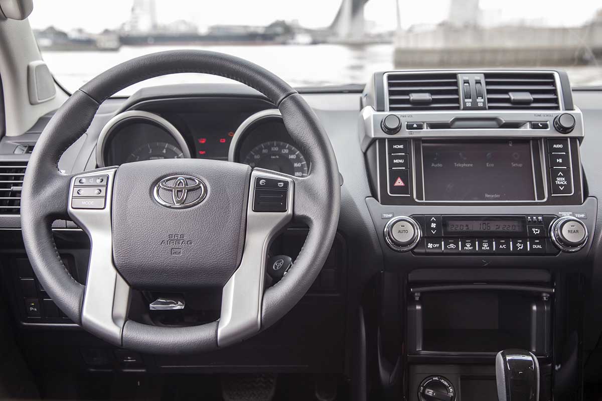 Toyota Việt Nam giới thiệu Prado 2015