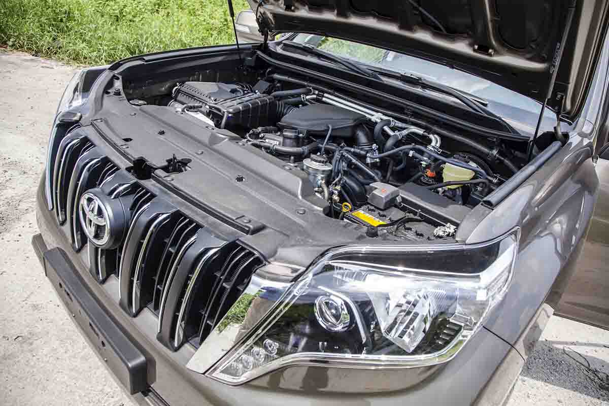 Toyota Prado 2015 chốt giá bán tại Việt Nam