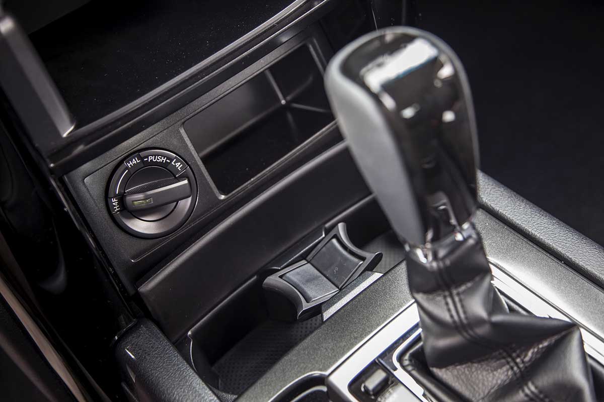 Toyota Việt Nam giới thiệu Prado 2015