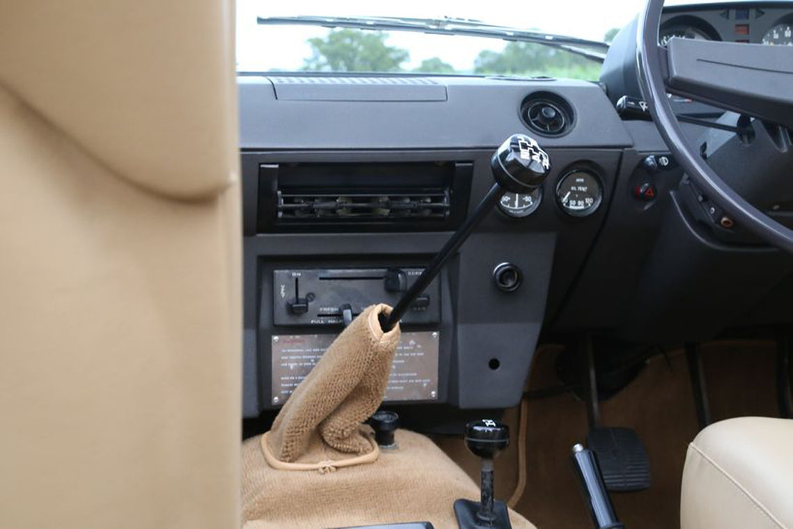 xe cổ range rover mui trần đời 1973 xe cổ range rover mui trần đời 1973