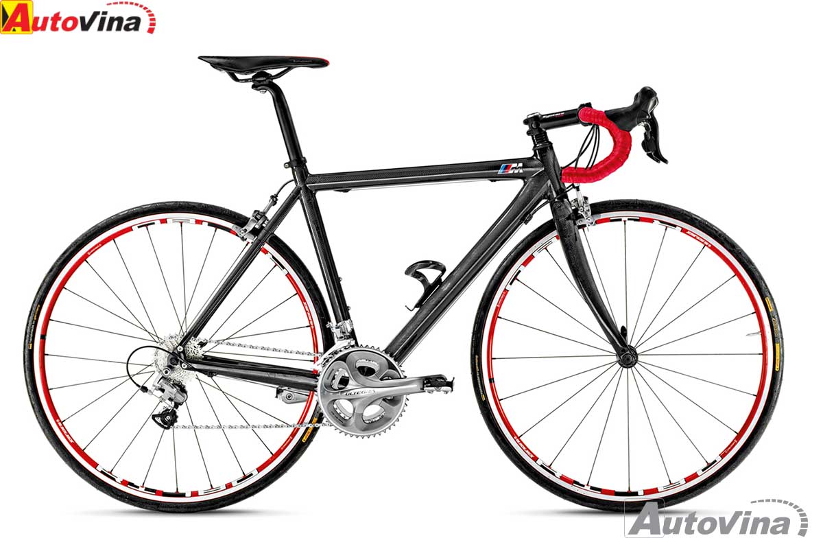 Hãng xe ô tô vùng Bavarian đã nổi tiếng là nhà sản xuất động cơ máy bay, ô tô và  xe máy. Nhưng BMW cũng có hơn 60 năm nghiên cứu, mày mò và phát triển xe đạp