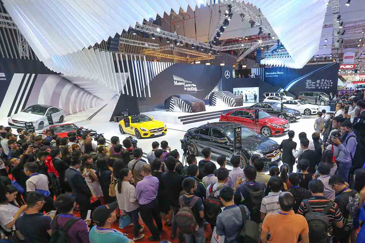 Gian hàng của Mercedes-Benz tại vms 2015 Gian hàng của Mercedes-Benz tại vms 2015