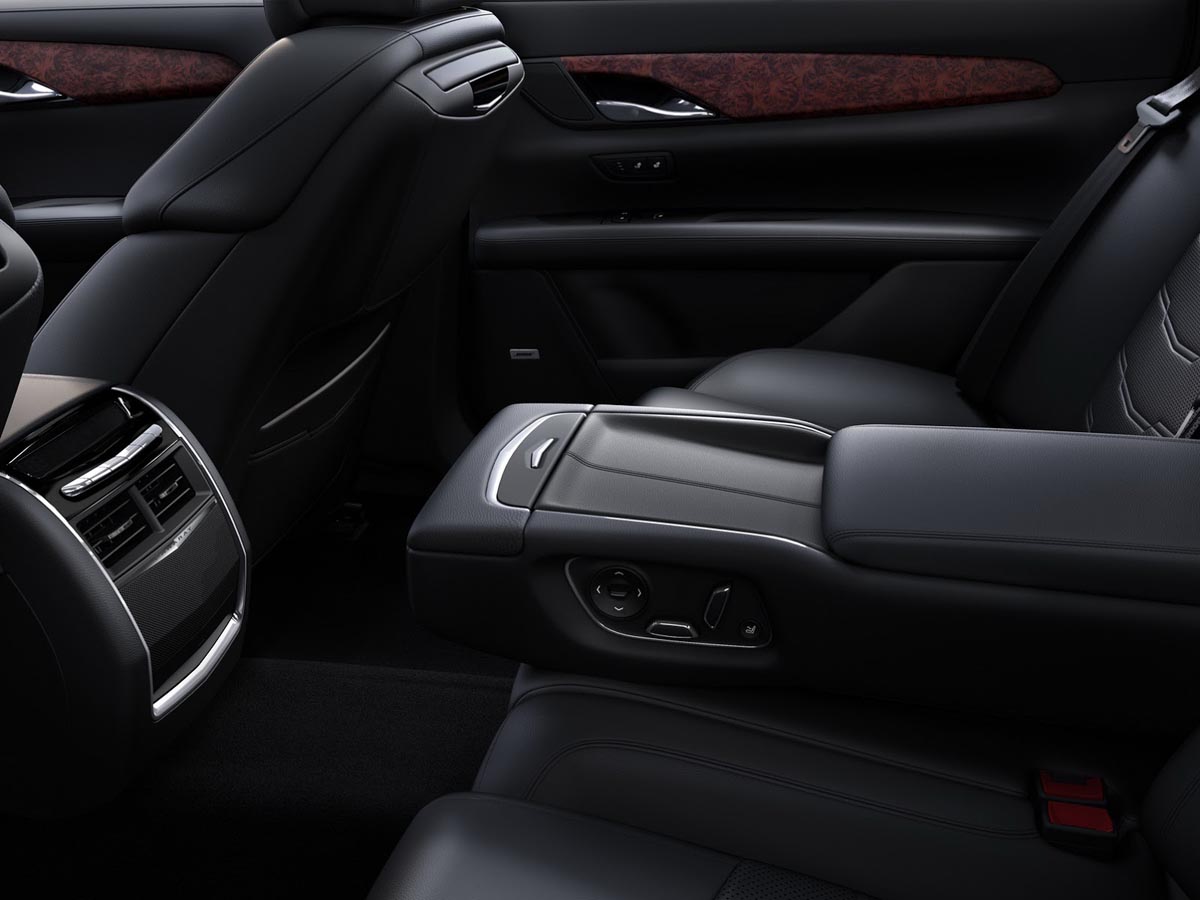 Cadillac CT6 2016 công bố giá bán