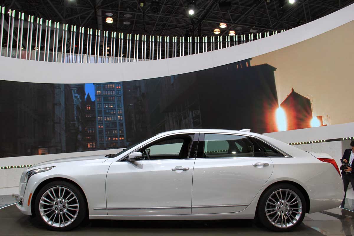 Cadillac CT6 2016 hoàn toàn lộ diện