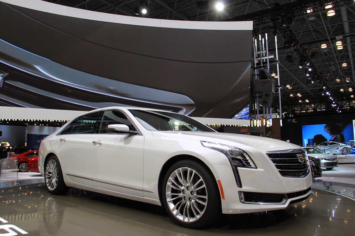 Cadillac CT6 2016 hoàn toàn lộ diện