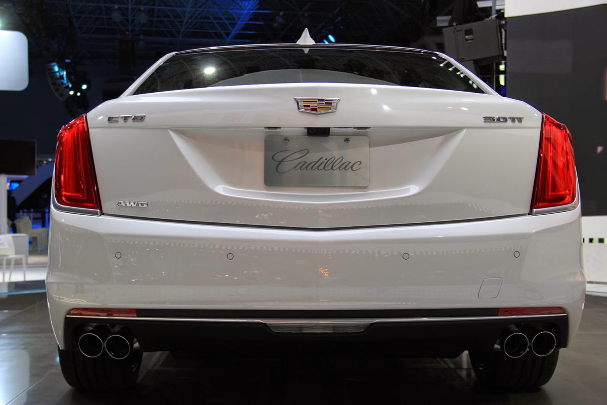 Cadillac CT6 2016 hoàn toàn lộ diện