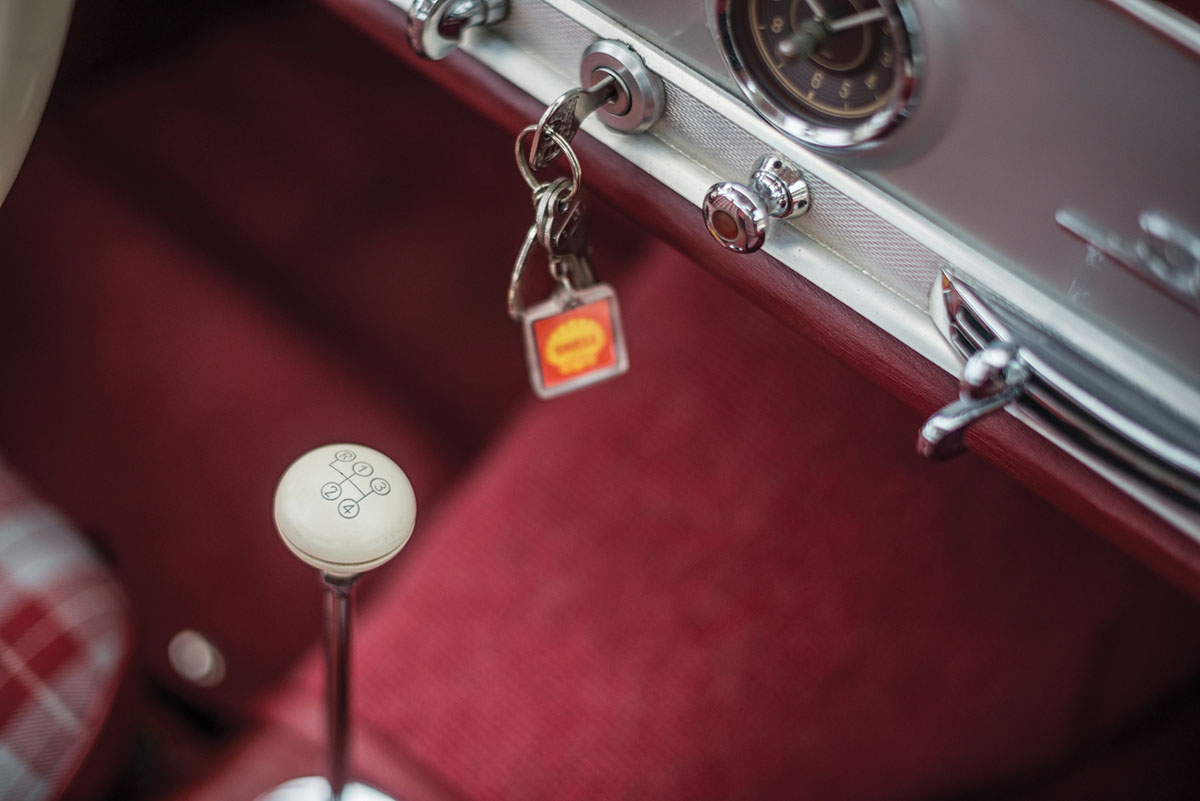 Chiếc xe Mercedes cổ được định giá 6 triệu USD