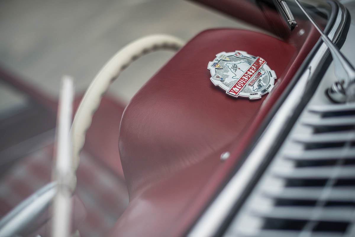 Chiếc xe Mercedes cổ được định giá 6 triệu USD Chiếc xe Mercedes cổ được định giá 6 triệu USD