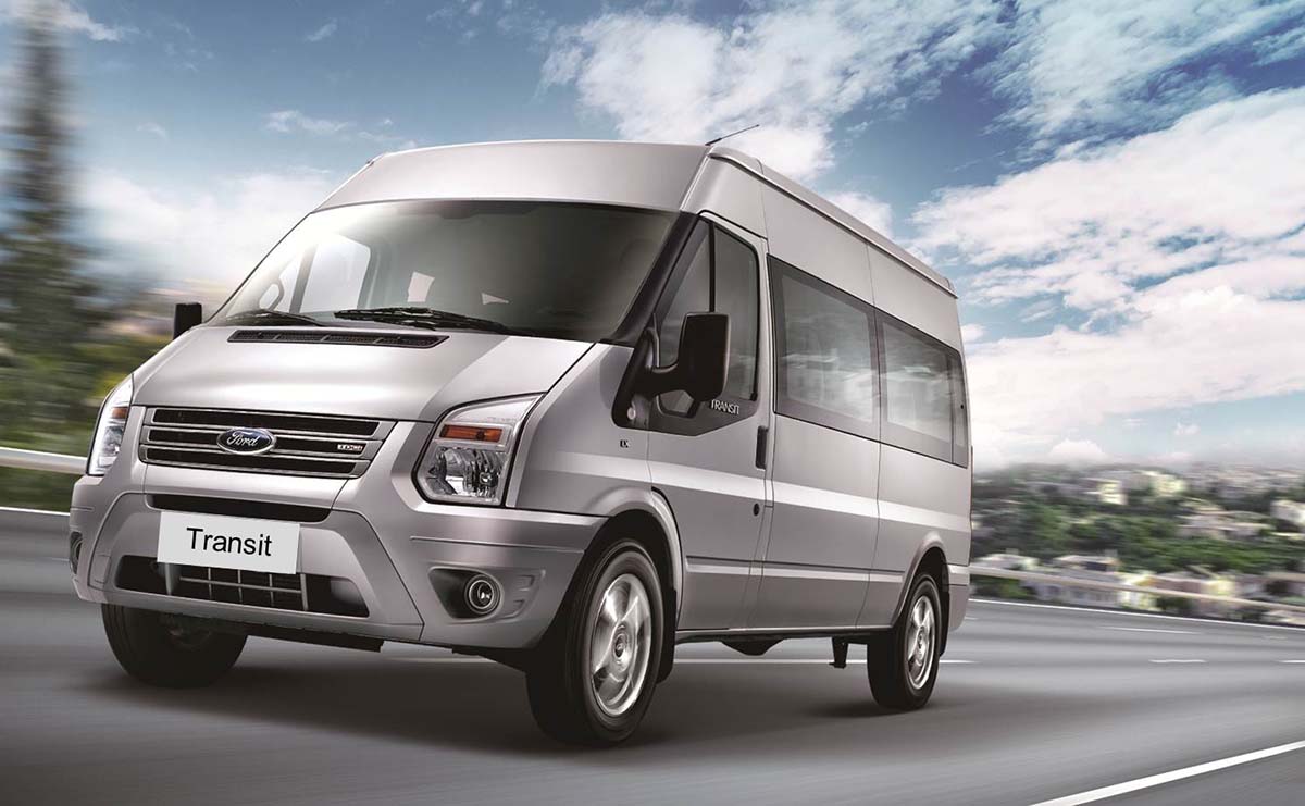 Ford Transit góp phần vào doanh số bán ấn tượng của Ford vào tháng 10
