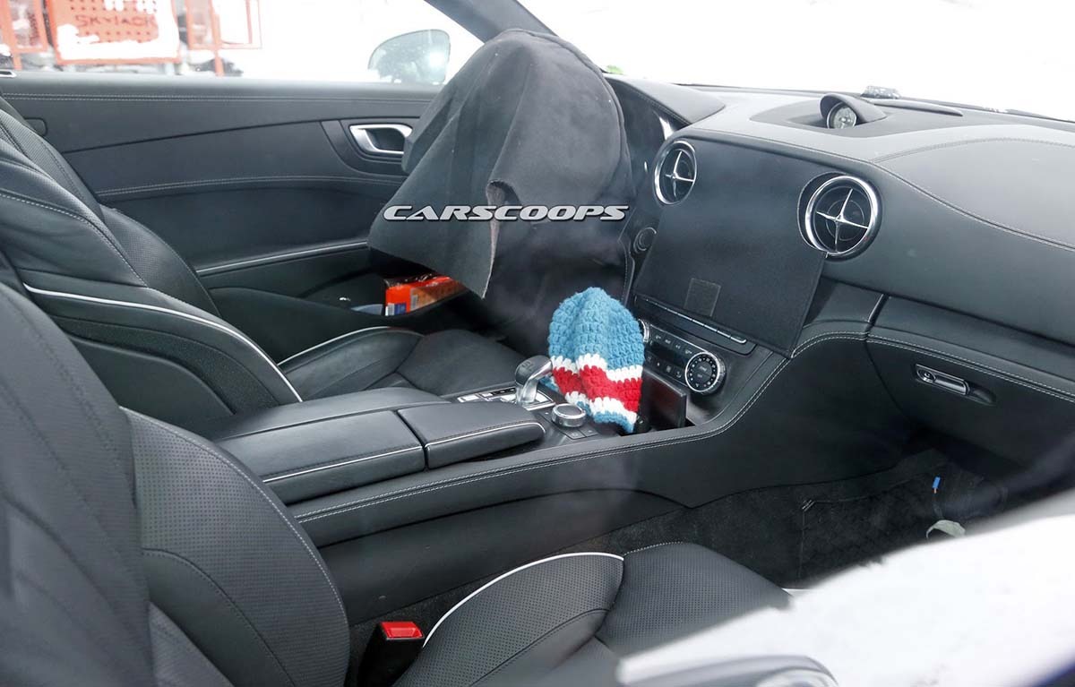 Mercedes Benz SL 2017 lộ diện Mercedes Benz SL 2017 lộ diện