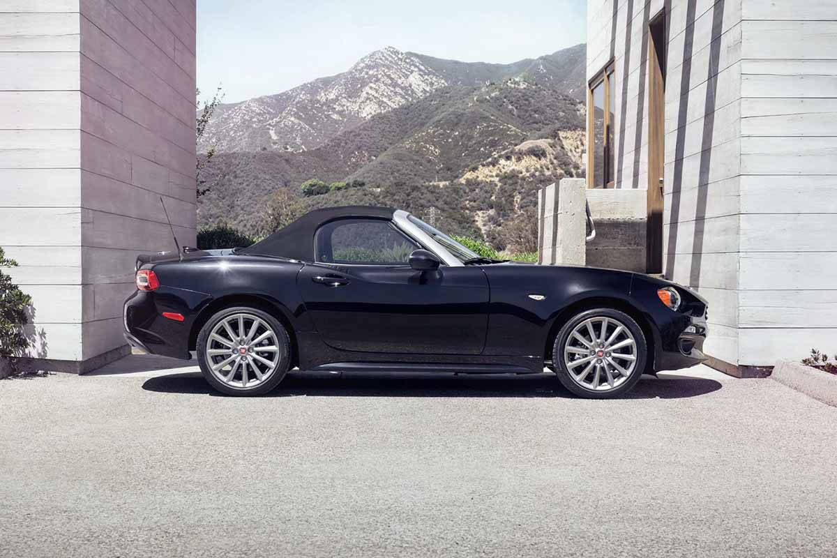 Ảnh Fiat 124 Spider mới