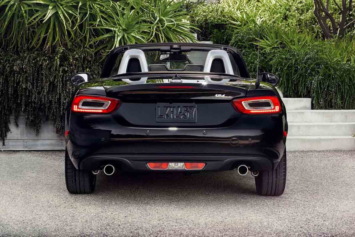 Ảnh Fiat 124 Spider mới
