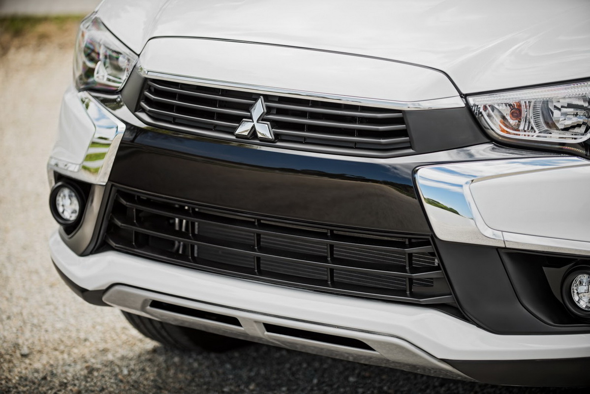 Ảnh Misubishi Outlander Sport 2016