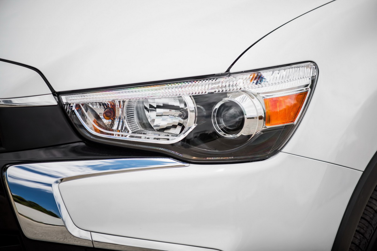 Ảnh Misubishi Outlander Sport 2016