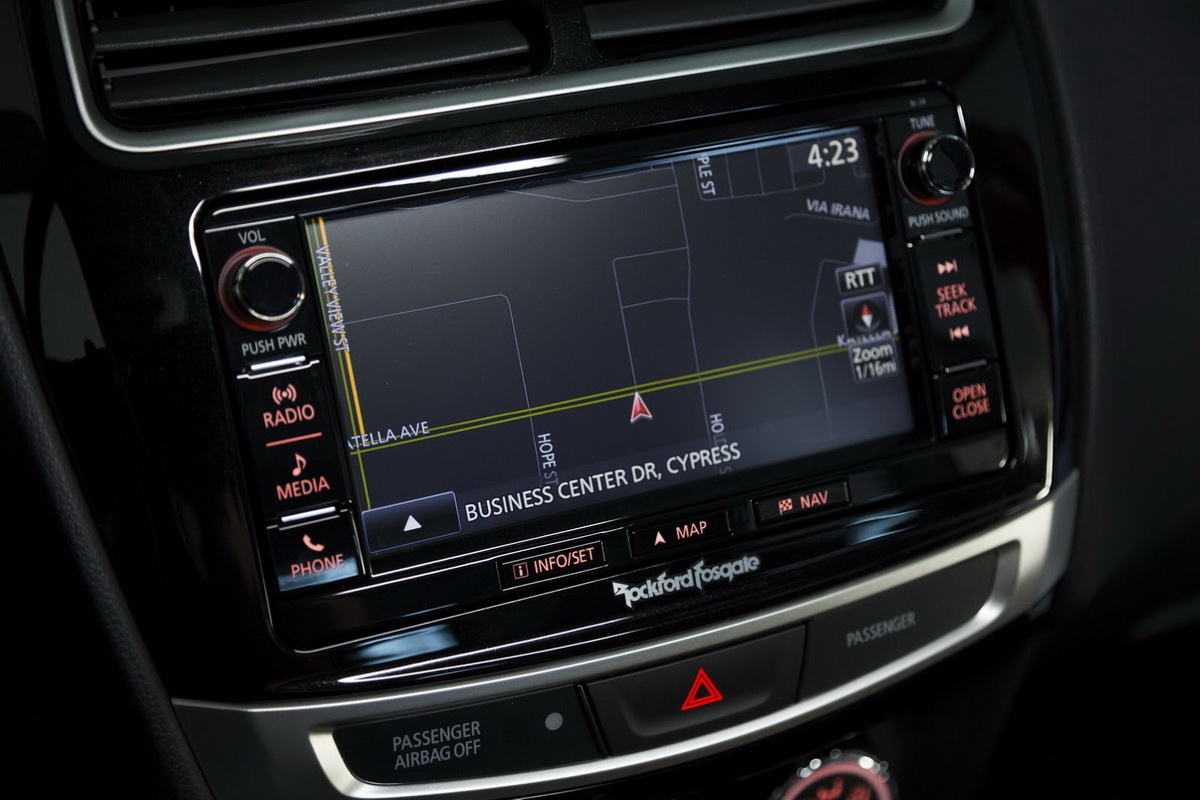 Ảnh Misubishi Outlander Sport 2016