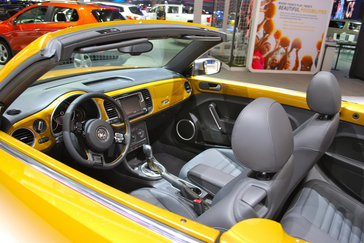 Volkswagen Beetle Dune 2016