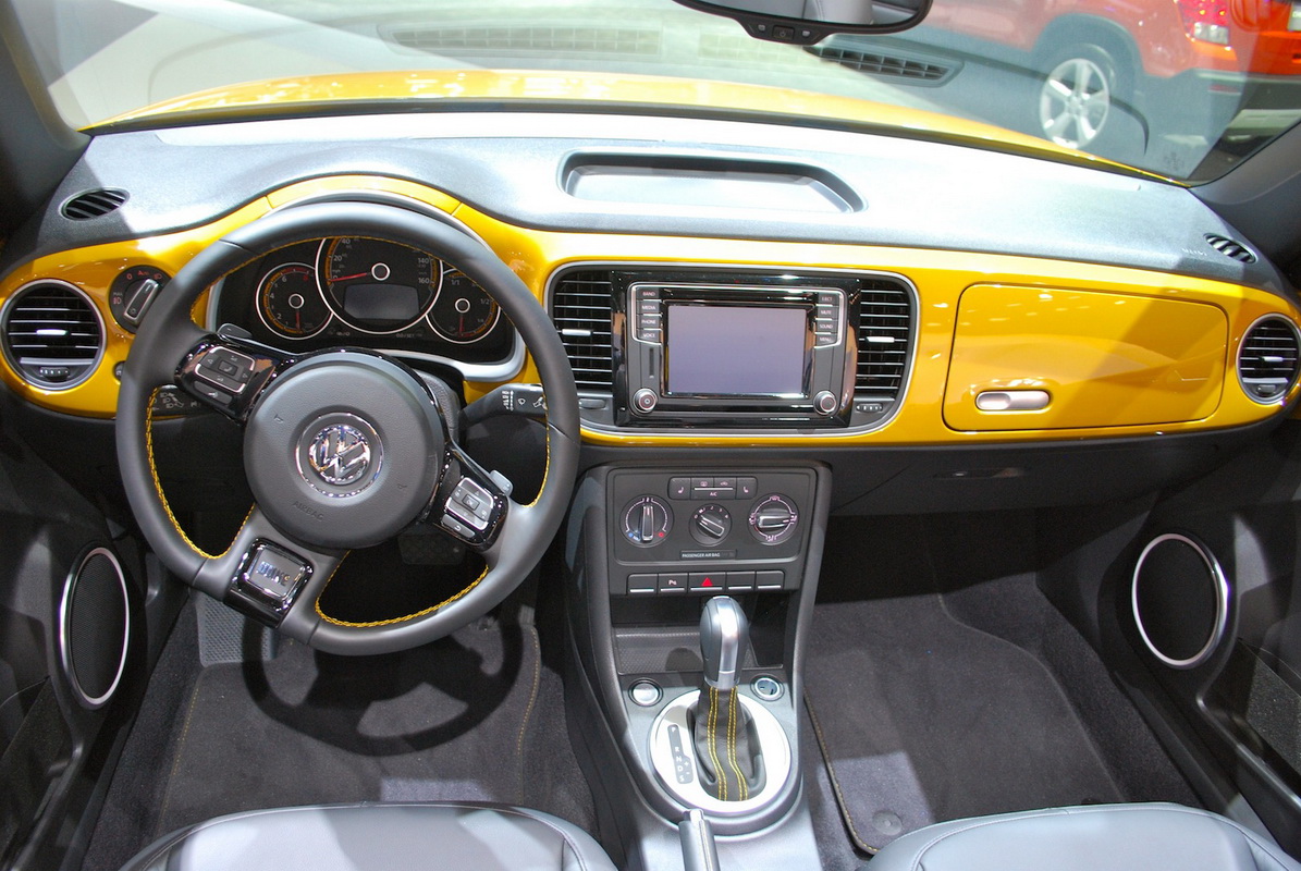 Volkswagen Beetle Dune 2016