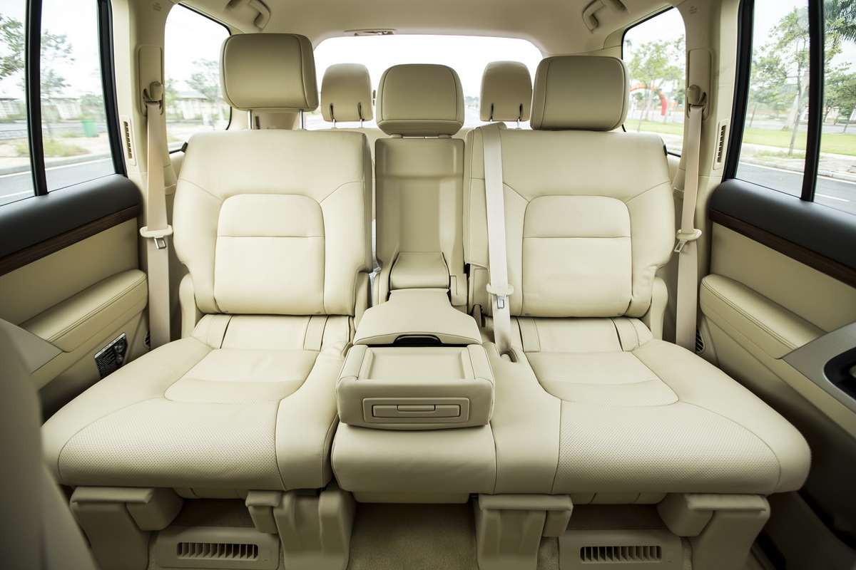 toyota land cruiser 2015