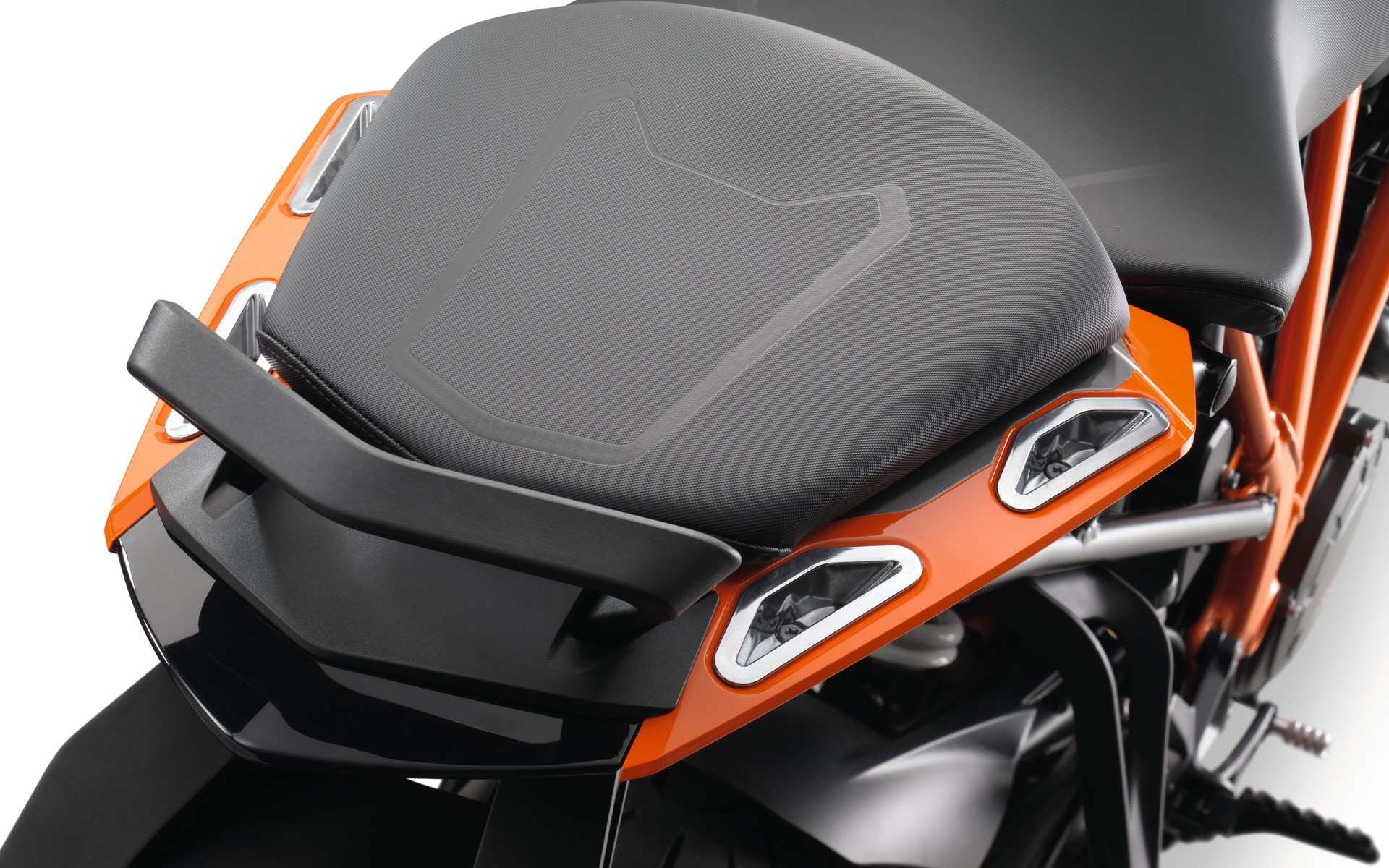 KTM 1290 Super Duke GT 2016