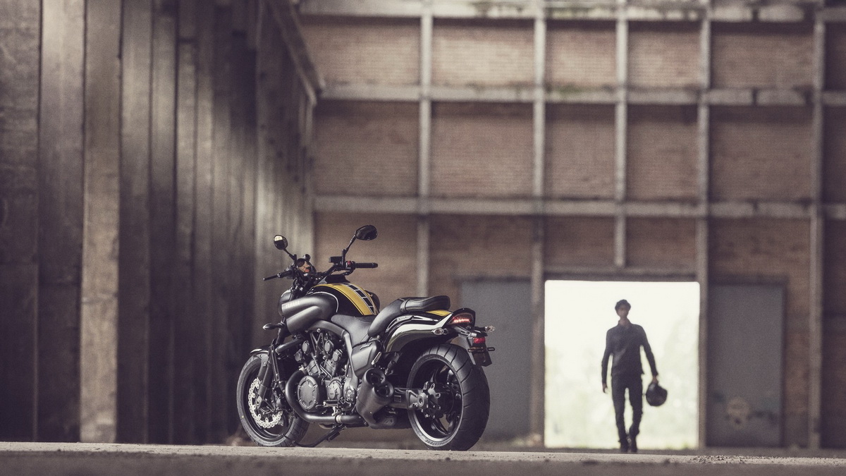 yamaha VMAX